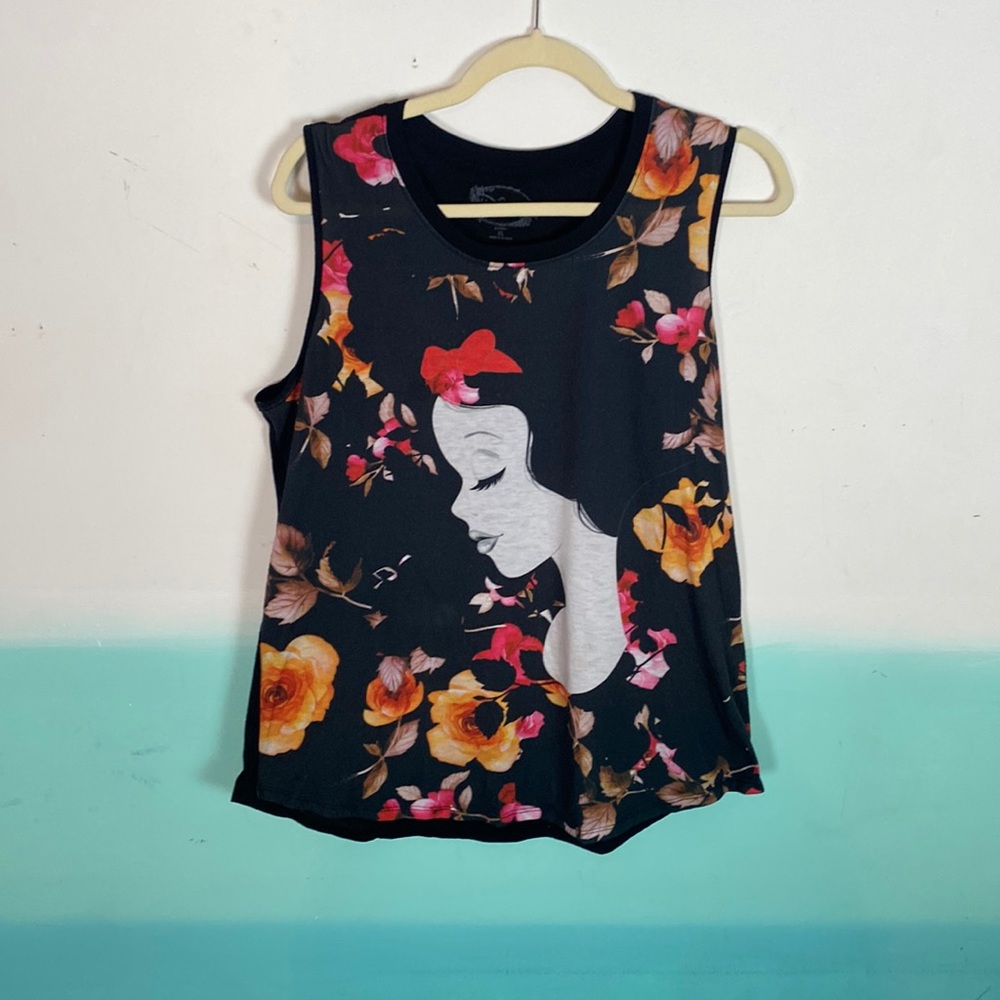 Torrid Snow White Top